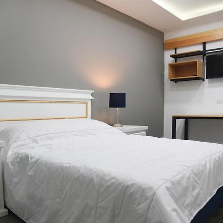 Casa Moderna Equipada Como Hotel Habitacion 5 Монтерей Екстериор снимка